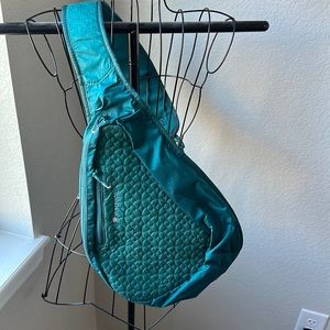 NWOT Sherpani Esprit LE Sling Backpack